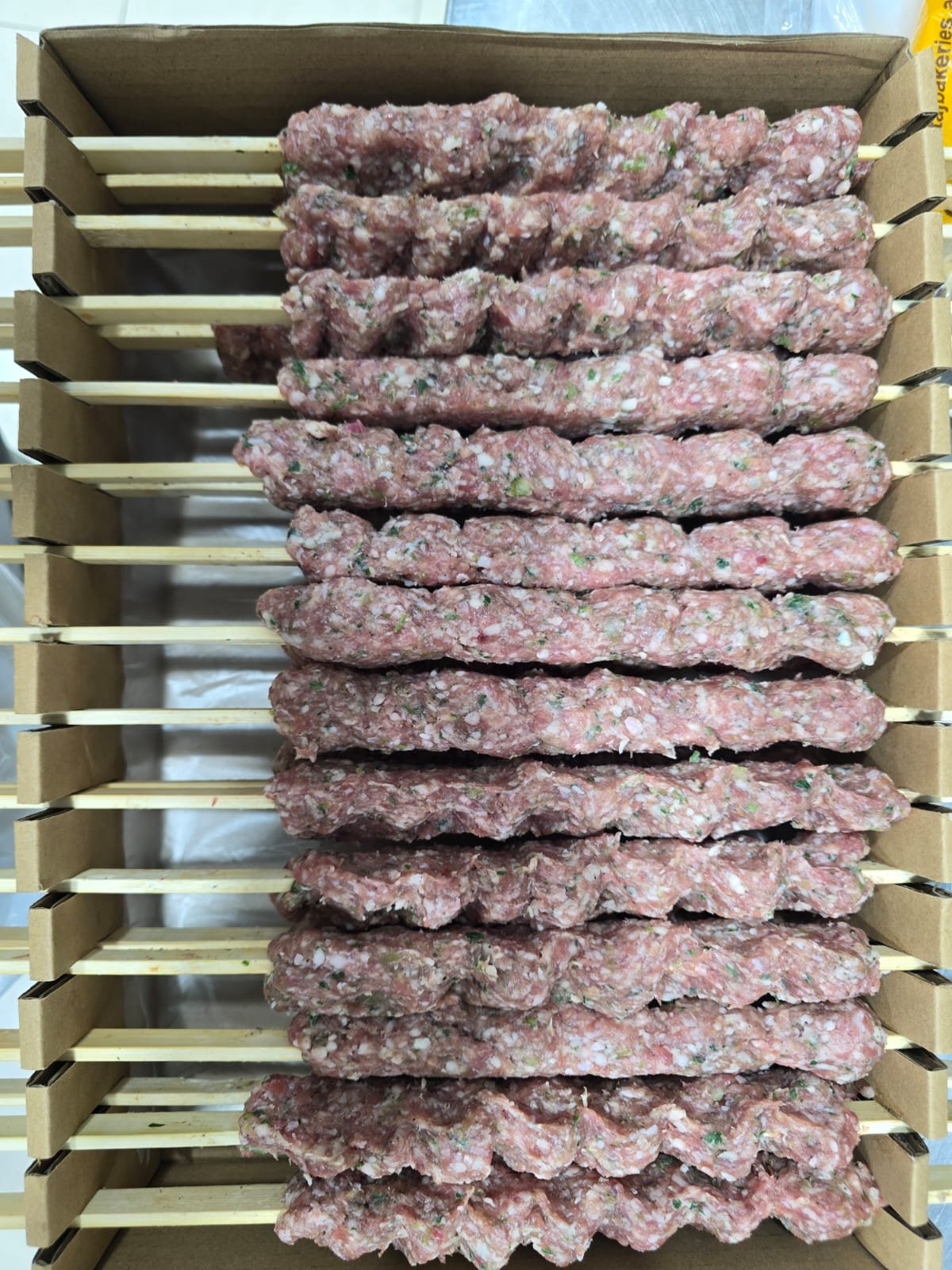 BBQ BOX Australian lamb “kebab” BBQ BOX Australian lamb "kebab"