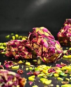 ملبن بالفستق والورد - 250g