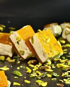 نوجا قمر الدين بالفستق<br> - 250g